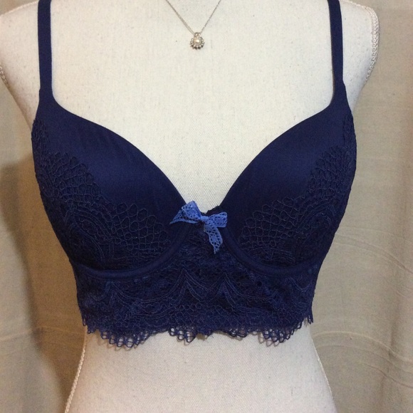 Victoria's Secret Other - Body by Victoria Lined Demi Bra